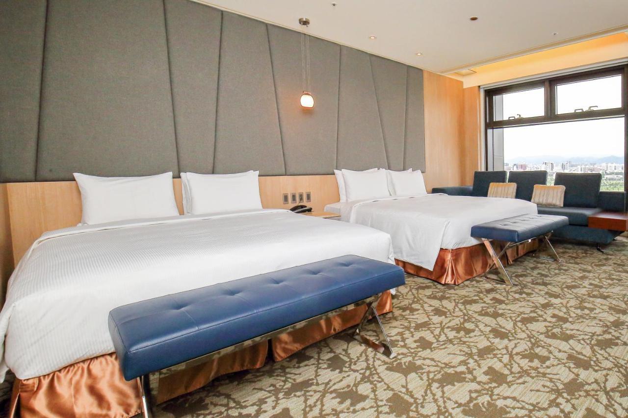 Kloud Hotel Taizhong Zewnętrze zdjęcie