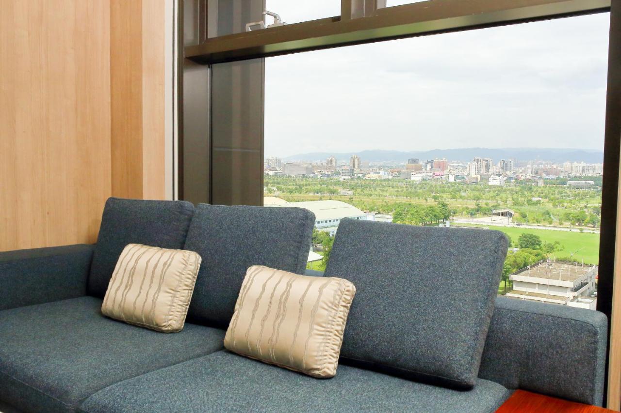 Kloud Hotel Taizhong Zewnętrze zdjęcie