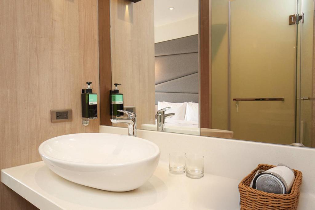 Kloud Hotel Taizhong Zewnętrze zdjęcie