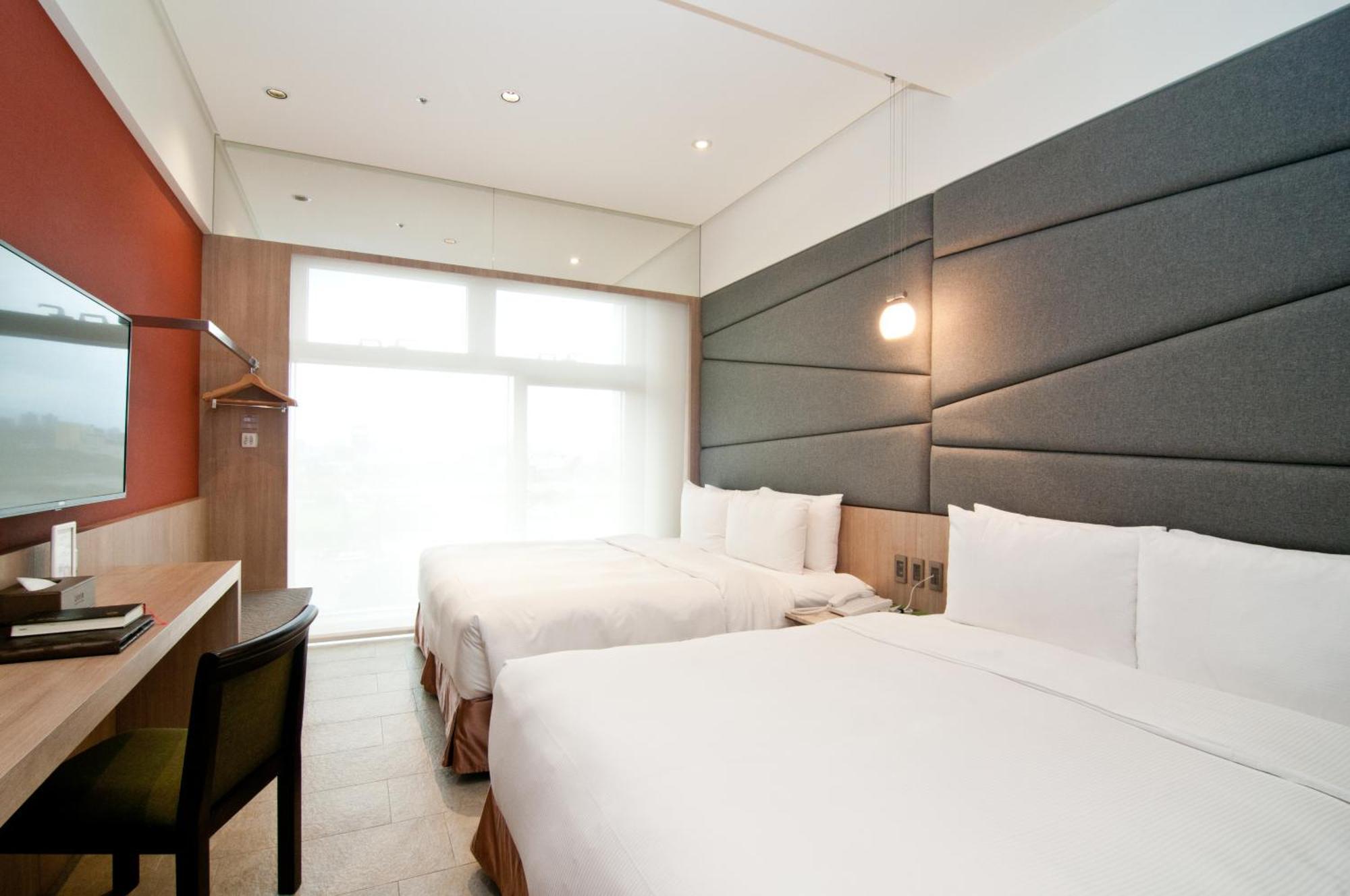 Kloud Hotel Taizhong Zewnętrze zdjęcie