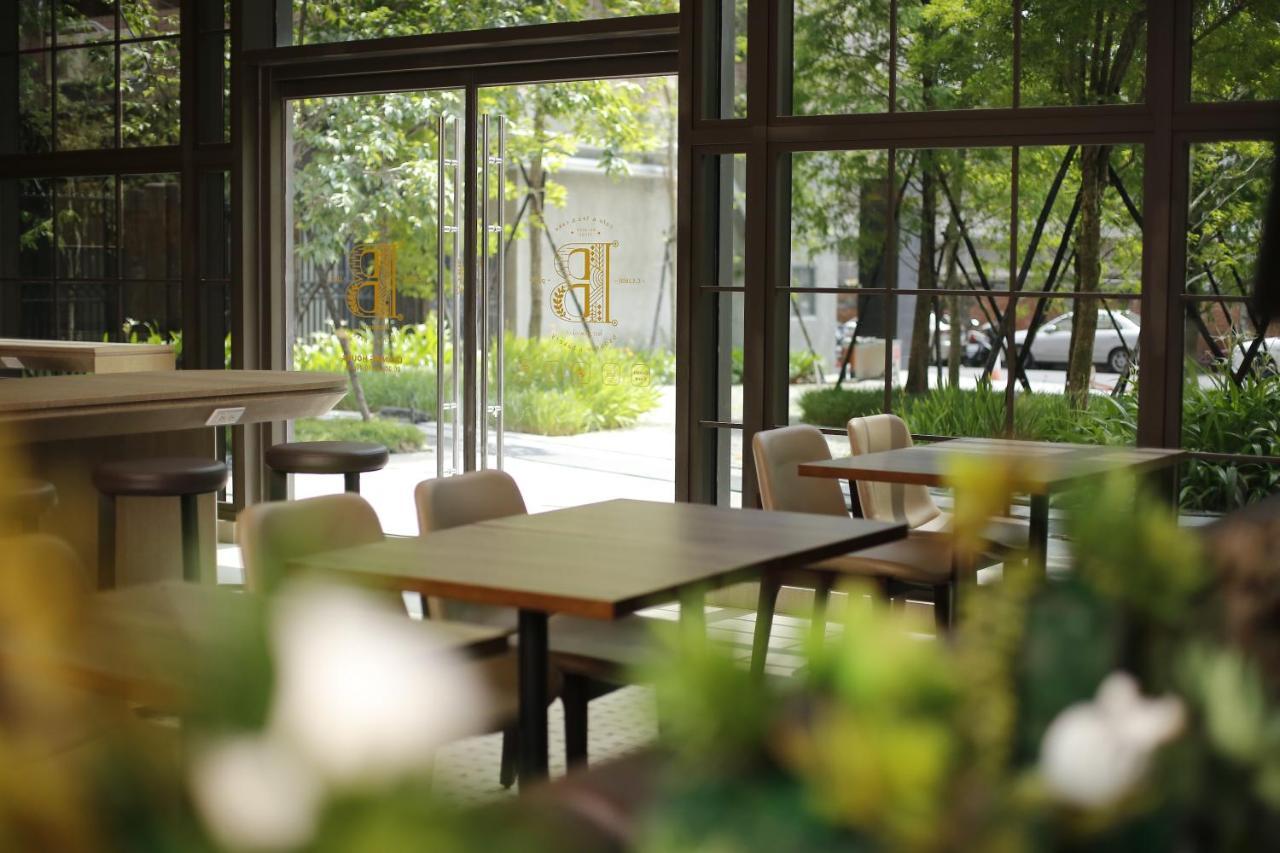Kloud Hotel Taizhong Zewnętrze zdjęcie