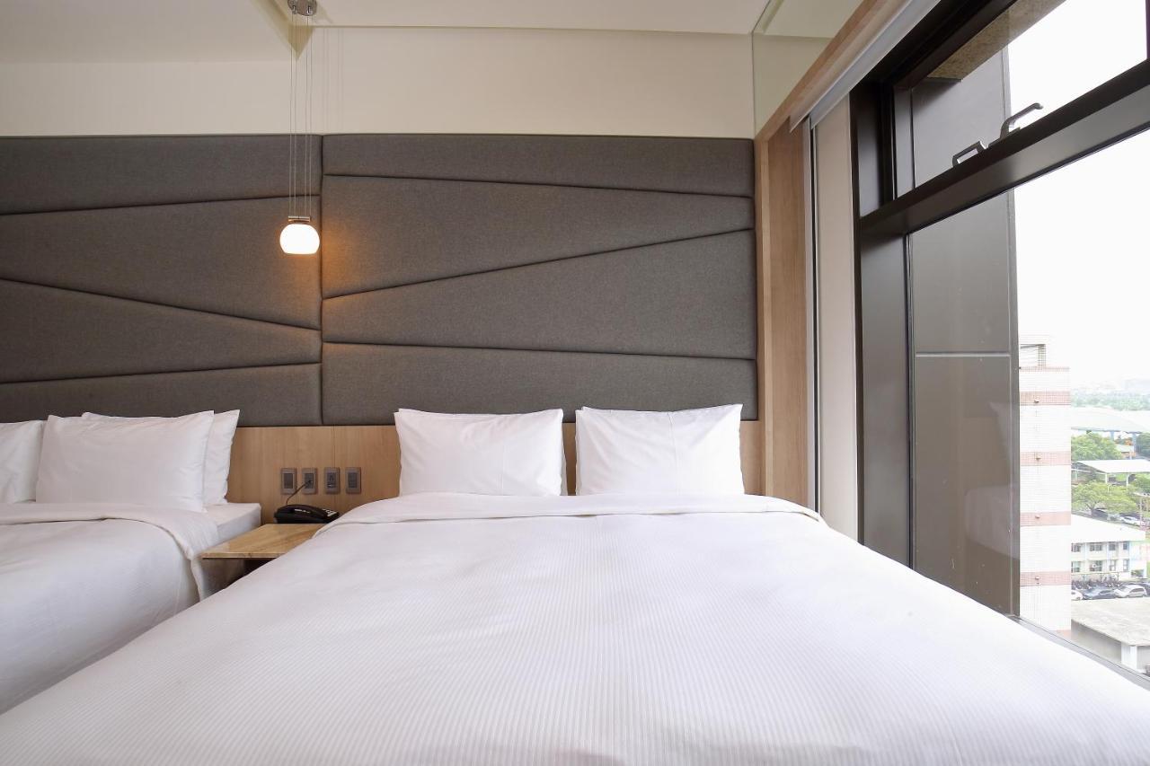 Kloud Hotel Taizhong Zewnętrze zdjęcie