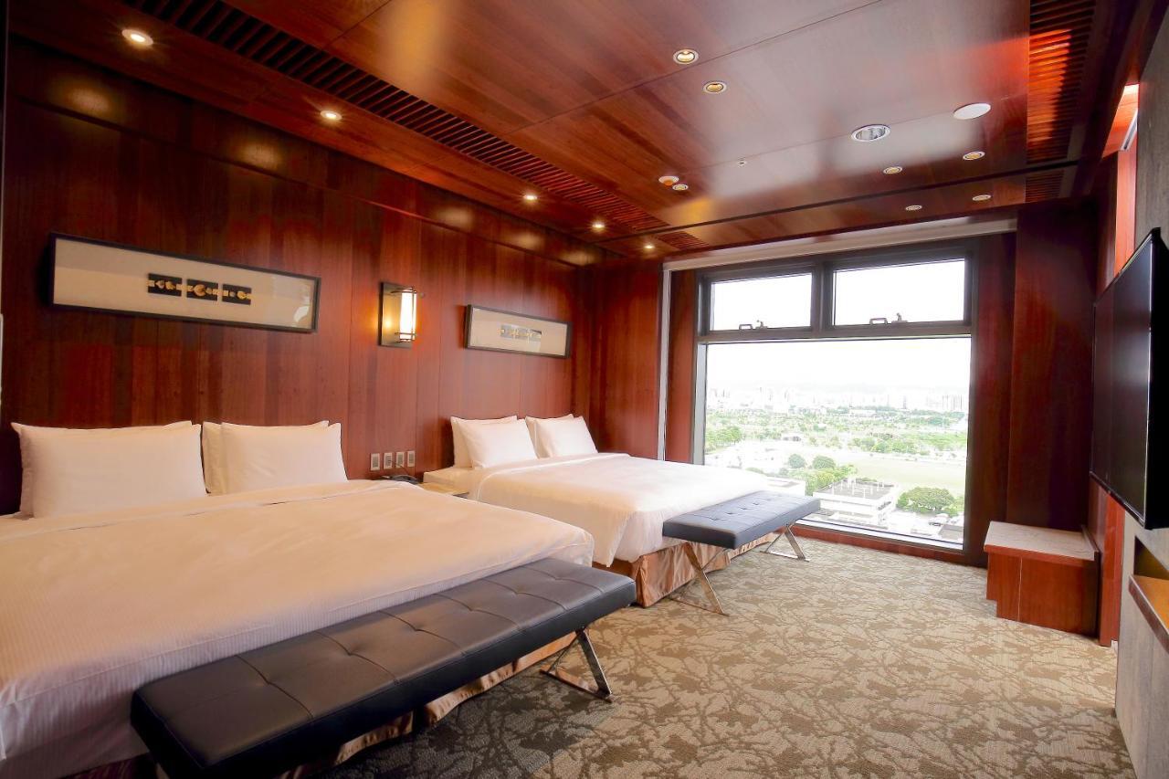 Kloud Hotel Taizhong Zewnętrze zdjęcie