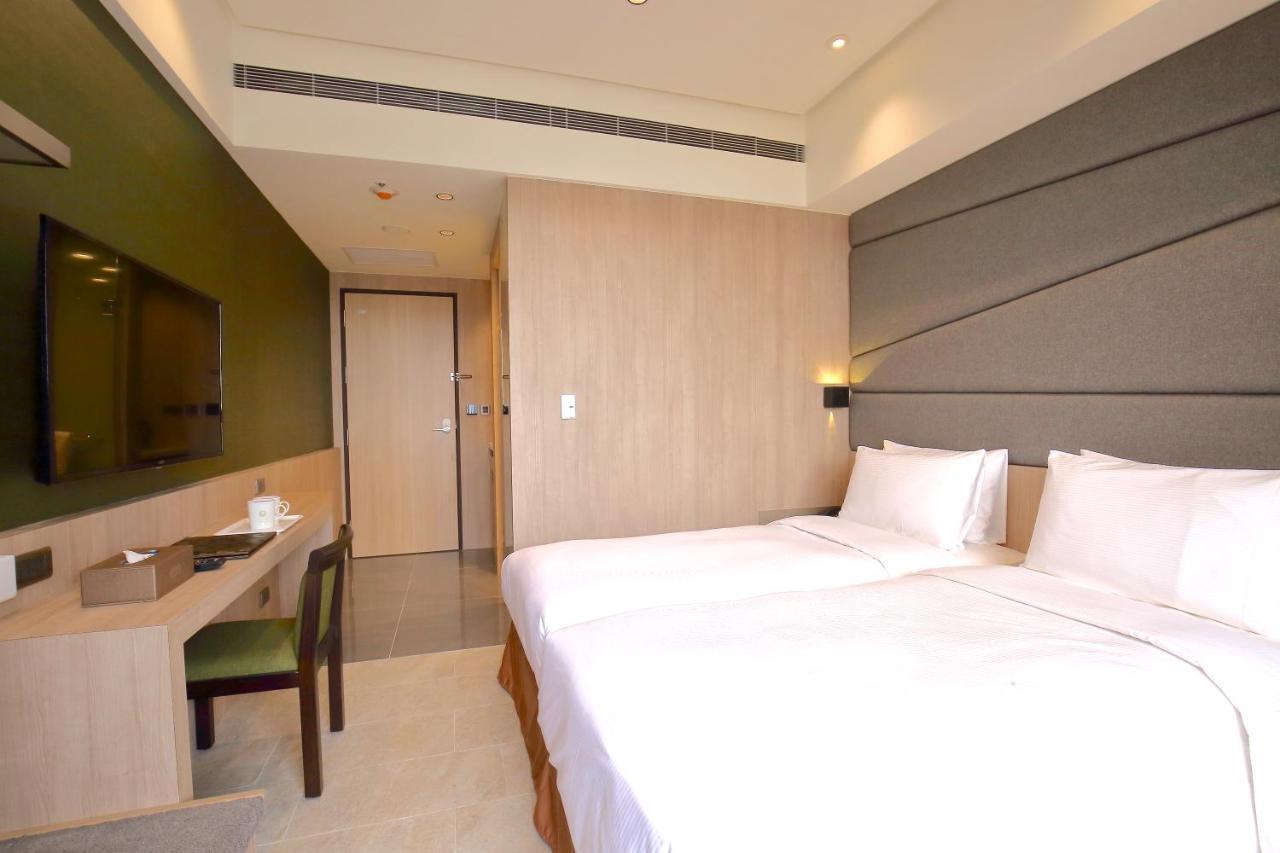 Kloud Hotel Taizhong Zewnętrze zdjęcie
