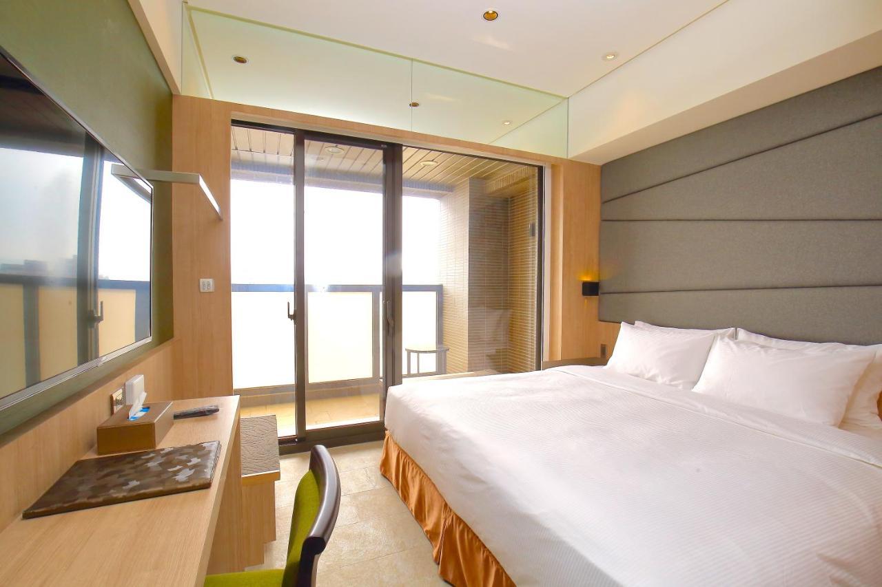 Kloud Hotel Taizhong Zewnętrze zdjęcie